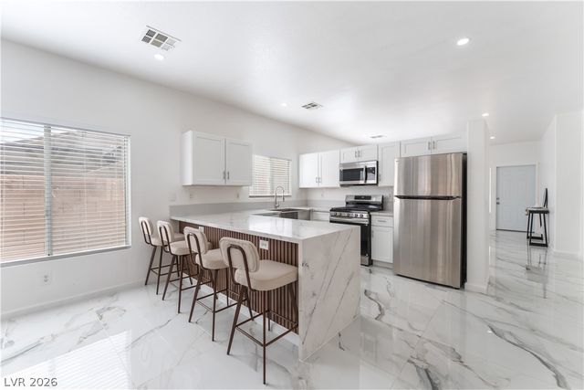 6022 Highland Gardens Drive, North Las Vegas, NV 89031