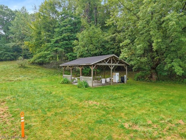 2014 & 2042 Merrill Road, Kent, OH 44240