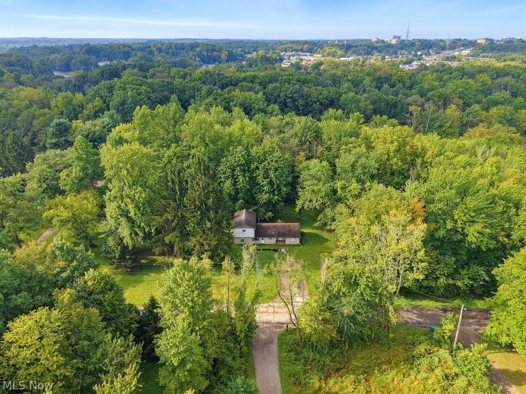2014 & 2042 Merrill Road, Kent, OH 44240