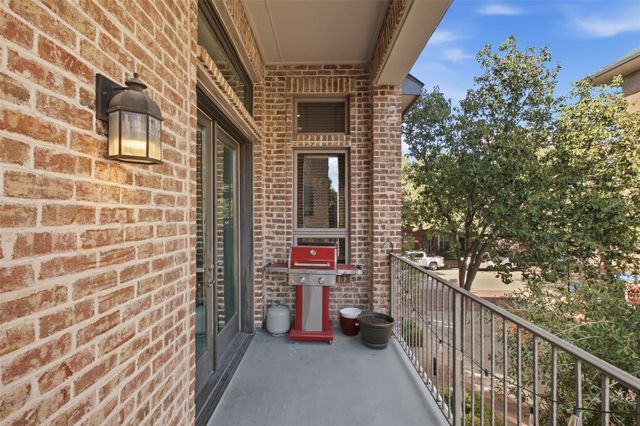 5012 Morris Avenue, Addison, TX 75001