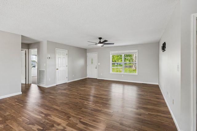 1235 Yell Rd, Lewisburg, TN 37091