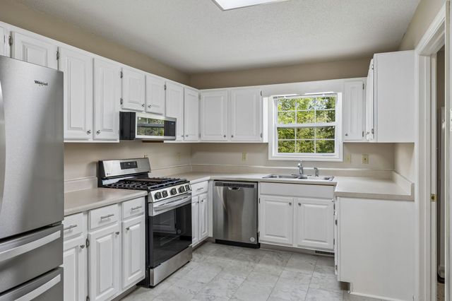1235 Yell Rd, Lewisburg, TN 37091