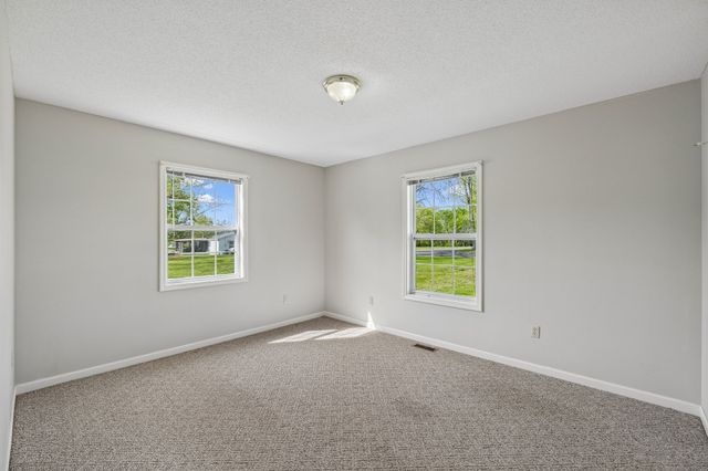1235 Yell Rd, Lewisburg, TN 37091