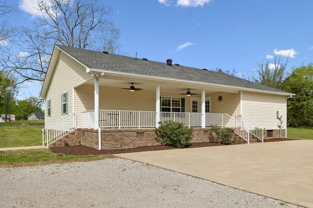1235 Yell Rd, Lewisburg, TN 37091