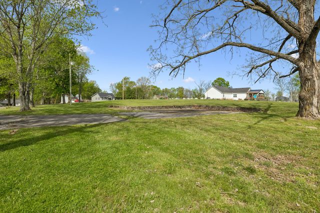 1235 Yell Rd, Lewisburg, TN 37091