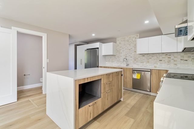 192 Main St H, Medway, MA 02053