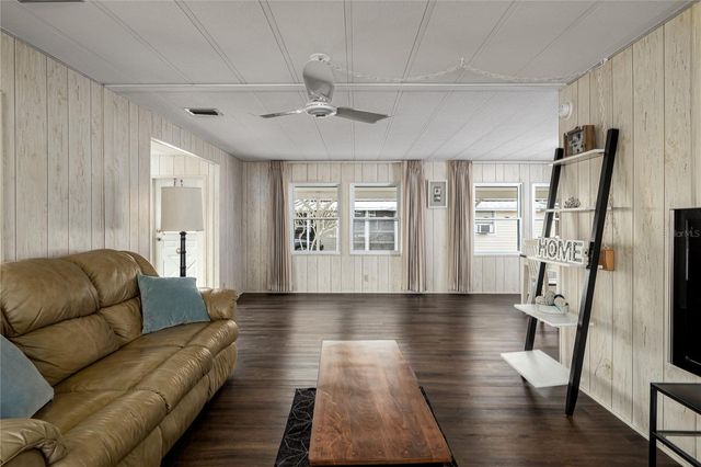 6710 36TH AVENUE E 8, Palmetto, FL 34221