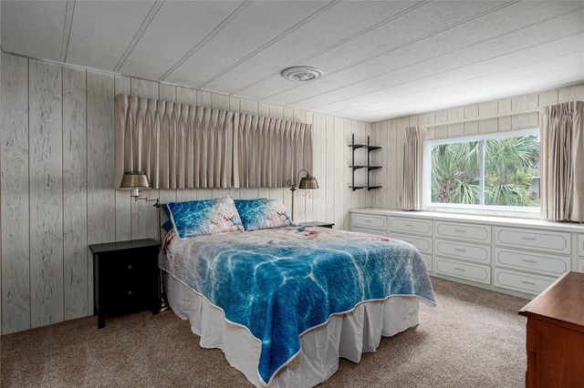 6710 36TH AVENUE E 8, Palmetto, FL 34221