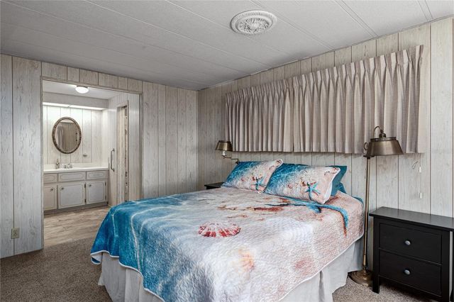 6710 36TH AVENUE E 8, Palmetto, FL 34221