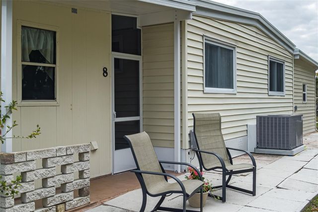 6710 36TH AVENUE E 8, Palmetto, FL 34221