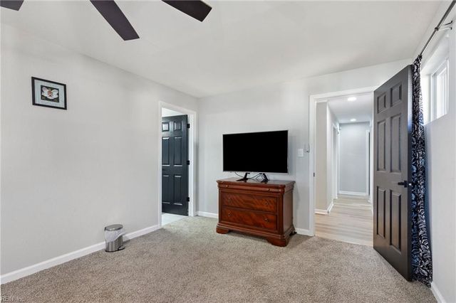 78 Calvary TER, Hampton, VA 23666