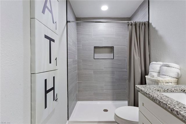 78 Calvary TER, Hampton, VA 23666