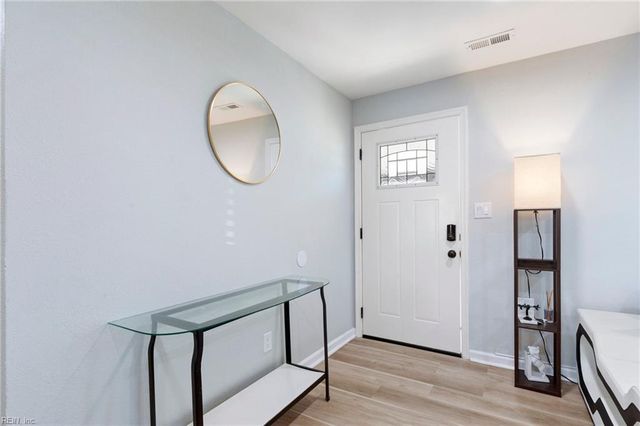 78 Calvary TER, Hampton, VA 23666