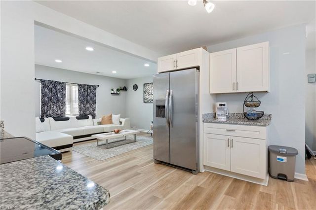 78 Calvary TER, Hampton, VA 23666