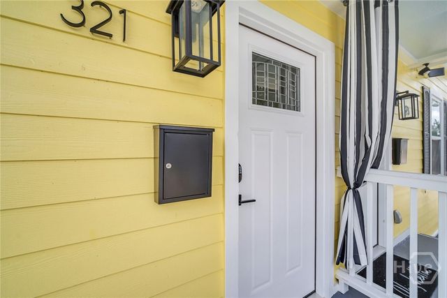 323 W 31st Street 2, Savannah, GA 31401