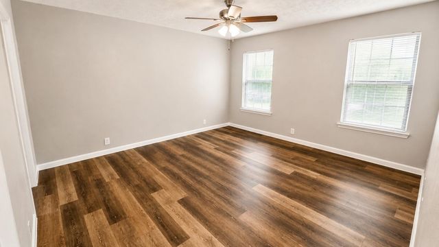 9 Carol Court B, Brookshire, TX 77423