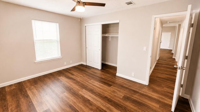 9 Carol Court B, Brookshire, TX 77423