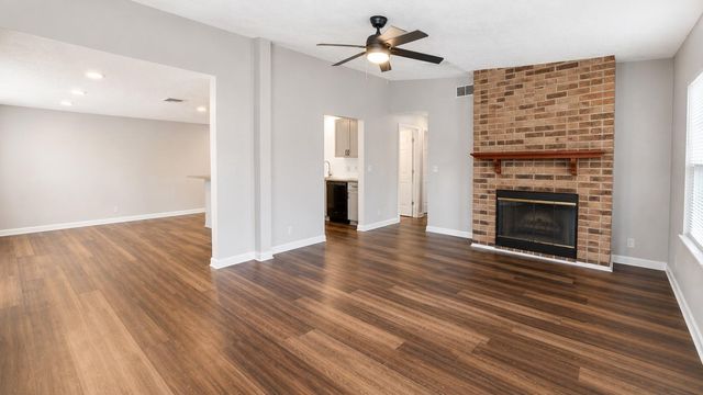 9 Carol Court B, Brookshire, TX 77423