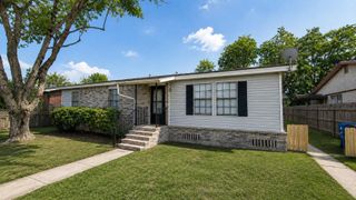 9 Carol Court B, Brookshire, TX 77423