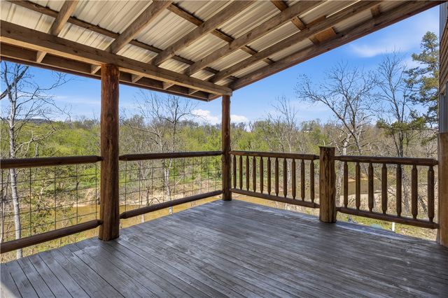 261 Bella Vista Road, Berryville, AR 72616
