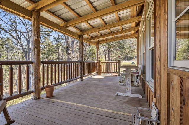 261 Bella Vista Road, Berryville, AR 72616