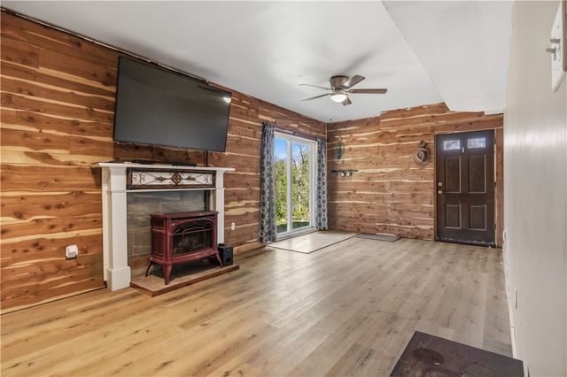 261 Bella Vista Road, Berryville, AR 72616