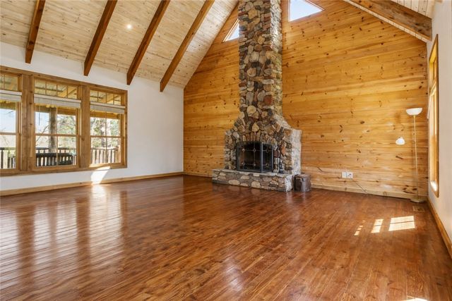 261 Bella Vista Road, Berryville, AR 72616