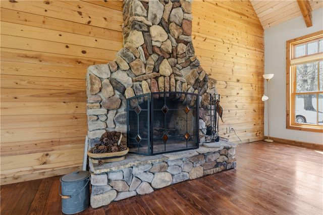 261 Bella Vista Road, Berryville, AR 72616