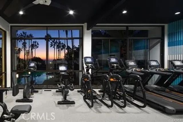 650 The Village 210, Redondo Beach, CA 90277