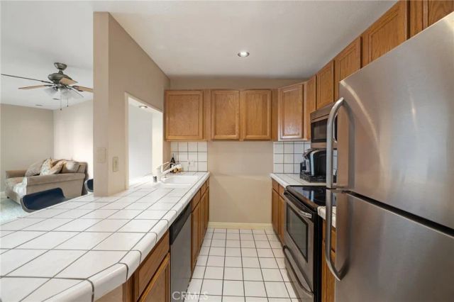 650 The Village 210, Redondo Beach, CA 90277