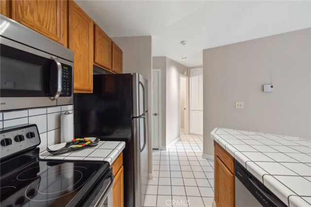650 The Village 210, Redondo Beach, CA 90277