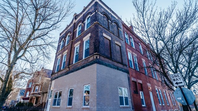 2400 S Troy Street 2F, Chicago, IL 60623