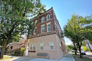 2400 S Troy Street 2F, Chicago, IL 60623