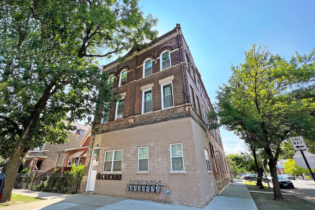 2400 S Troy Street 2F, Chicago, IL 60623