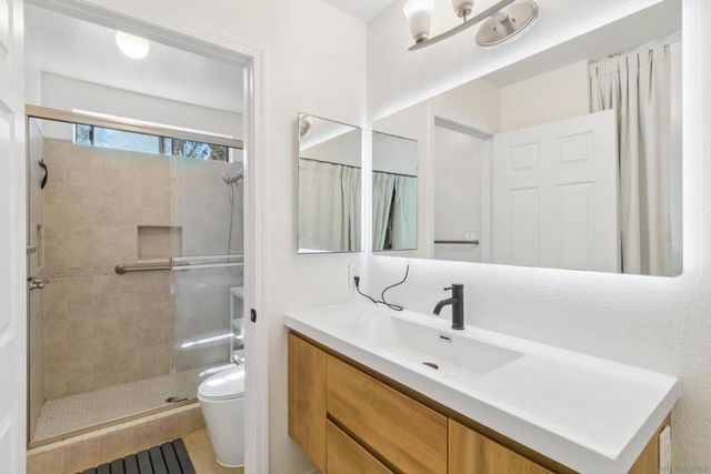2343 Fair Oak, Escondido, CA 92026