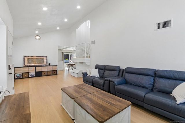 2343 Fair Oak, Escondido, CA 92026
