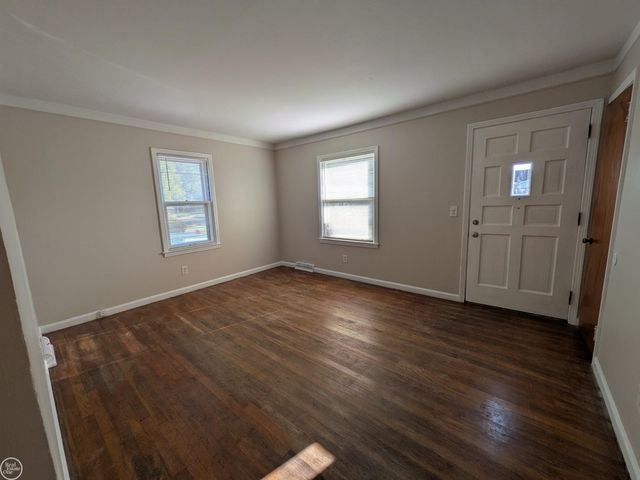 23245 FORD Street, Roseville, MI 48066