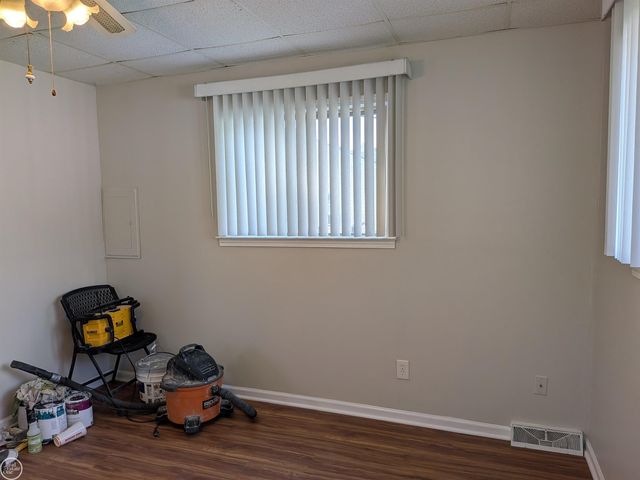 23245 FORD Street, Roseville, MI 48066