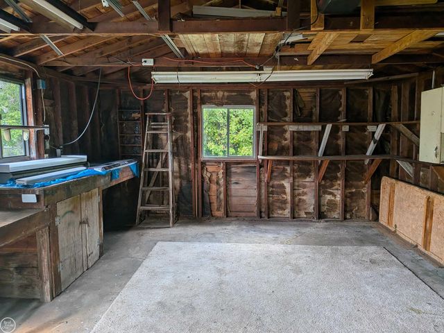 23245 FORD Street, Roseville, MI 48066