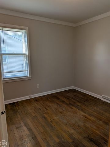 23245 FORD Street, Roseville, MI 48066