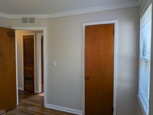 23245 FORD Street, Roseville, MI 48066