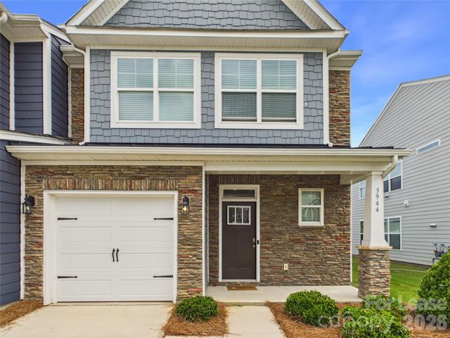 3944 Fadden Street, Harrisburg, NC 28075