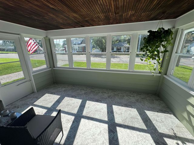 1209 N Boeke Road, Evansville, IN 47711