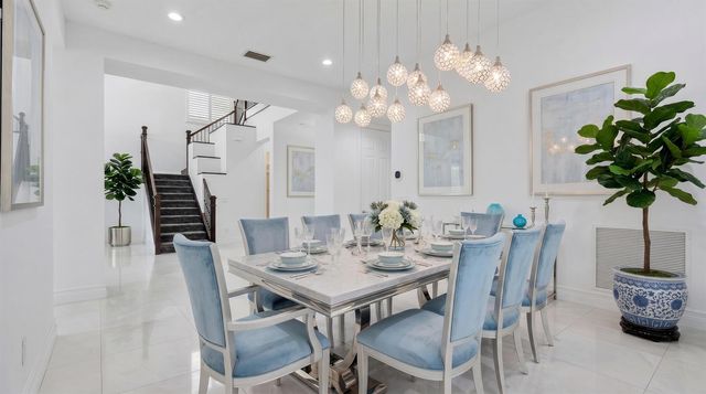 9524 Eden Roc Court, Delray Beach, FL 33446