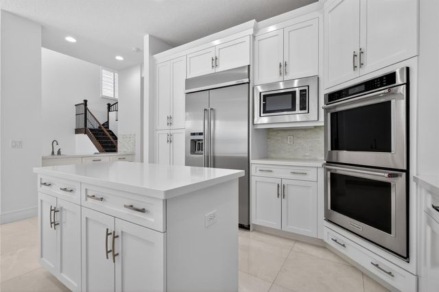 9524 Eden Roc Court, Delray Beach, FL 33446