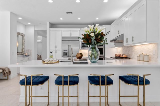 9524 Eden Roc Court, Delray Beach, FL 33446