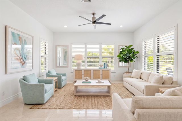9524 Eden Roc Court, Delray Beach, FL 33446