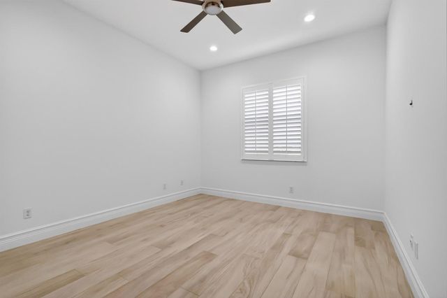 9524 Eden Roc Court, Delray Beach, FL 33446