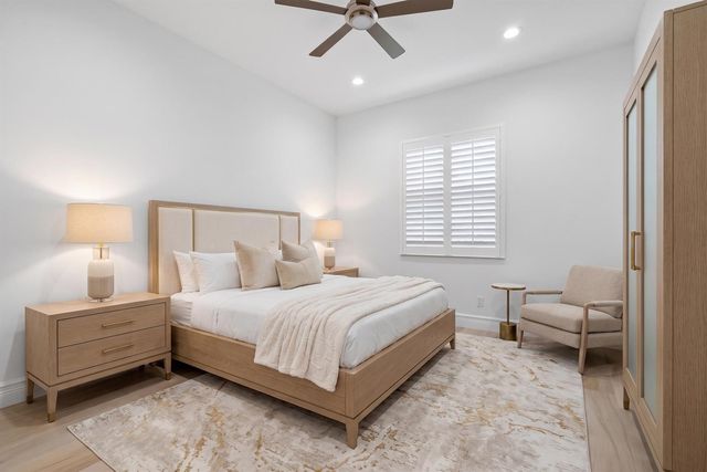 9524 Eden Roc Court, Delray Beach, FL 33446