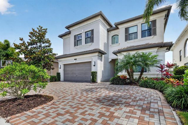 9524 Eden Roc Court, Delray Beach, FL 33446